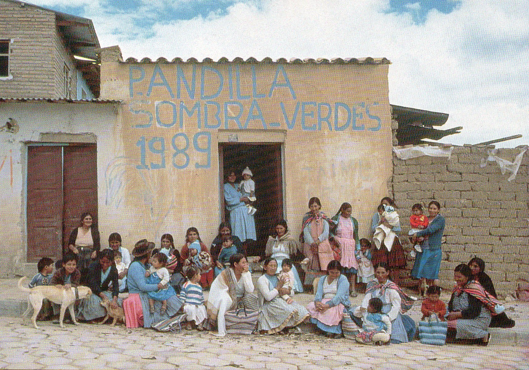 Arquitectura tradicional y reunión comunitaria